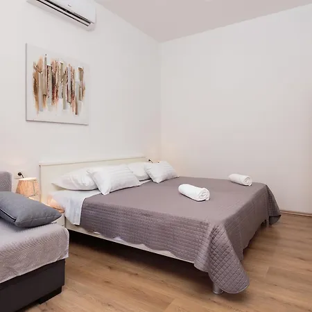 아파트 Lux Cindro In Center 스플리트
