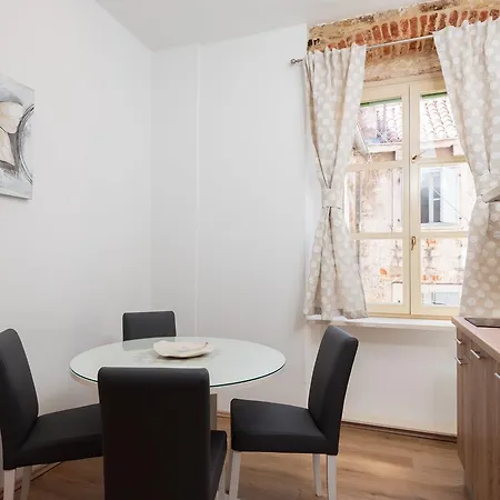 Lux Cindro In Center Apartman