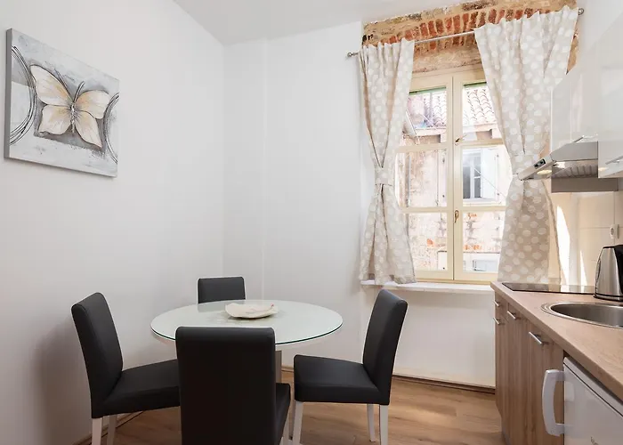 Lux Cindro In Center شقة